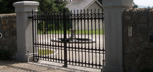 Stirling collection driveway gate